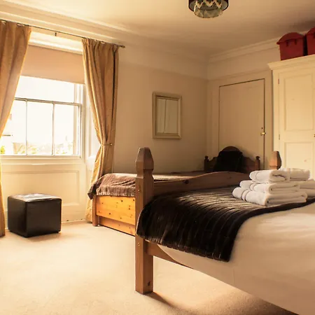 The Royal Oak فندق 3*