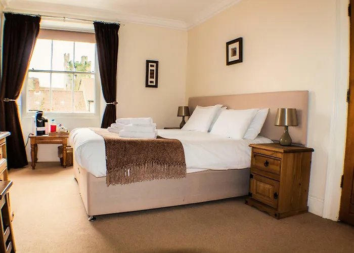 The Royal Oak Hotel 3*