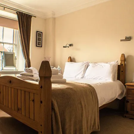 The Royal Oak Hotel 3*